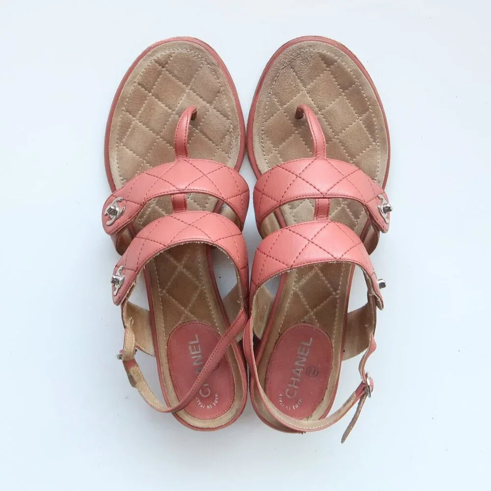 Chanel Quilted Leather Logo Sandals – Designer Summer Slides in Coral Pink